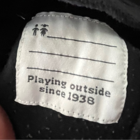 COLUMBIA KIDS BLACK ZIP UP FLEECE.:.WORN 1x..kids grow WAY TOO FAST!
SIZE 3T 🐰 - Picture 11 of 11